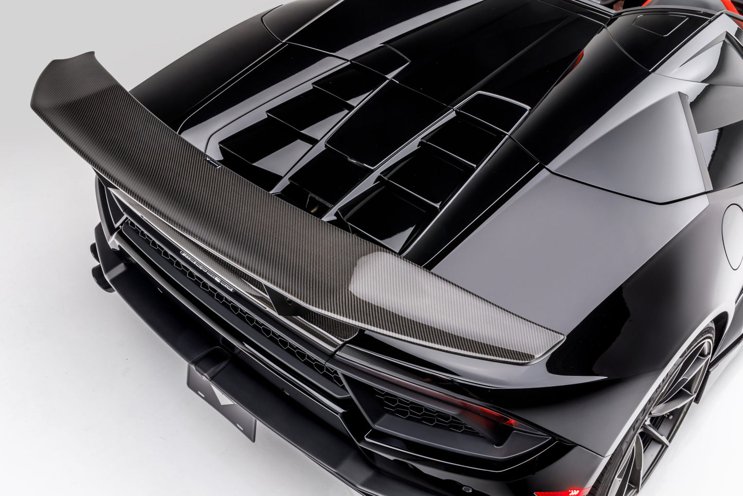 VORSTEINER MONDIALE EDIZIONE CARBON FIBER AERO WING BLADE W/ ALUMINUM UPRIGHTS – LAMBORGHINI HURACAN