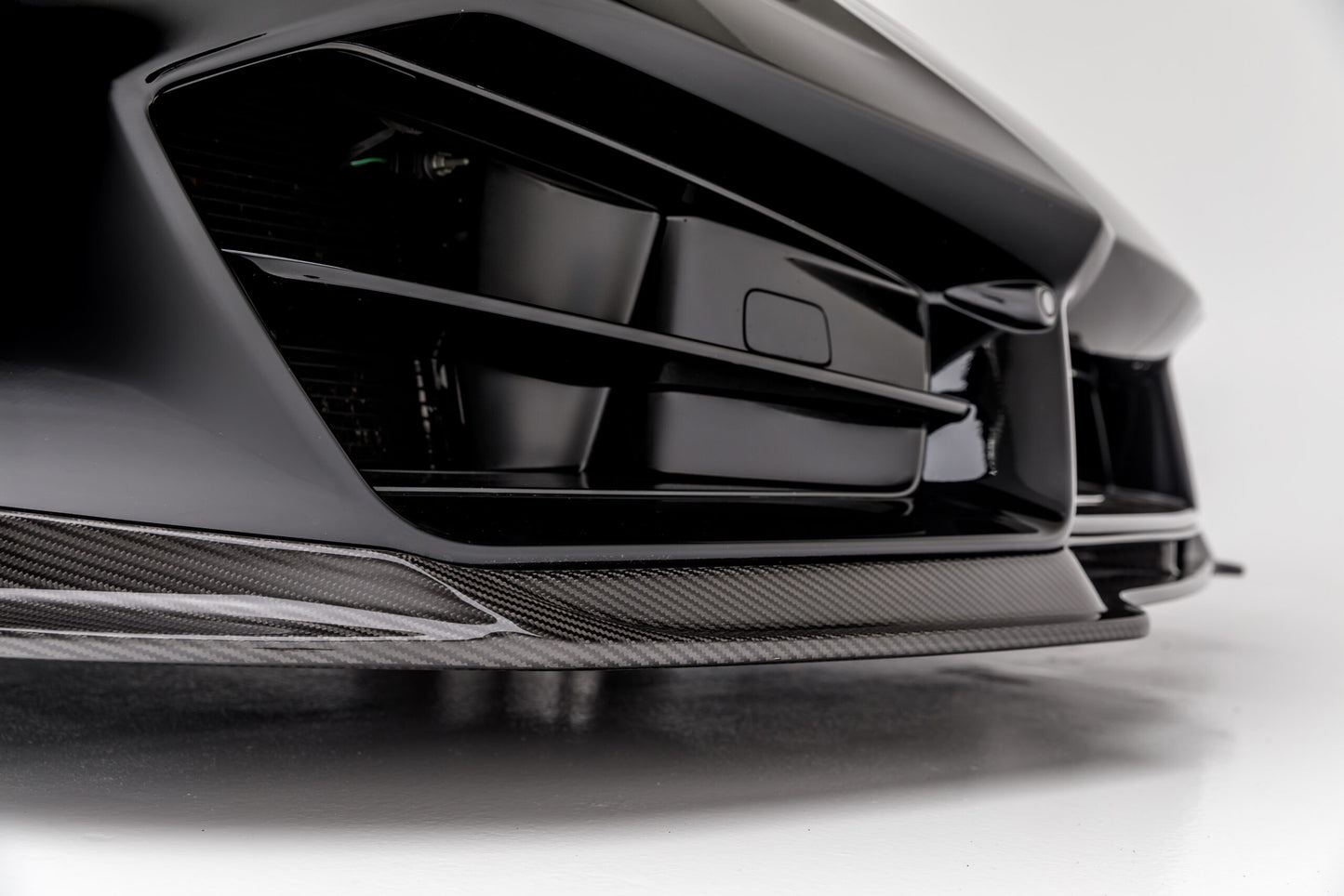 VORSTEINER MONZA EDIZIONE CARBON FIBER FRONT SPOILER – LAMBORGHINI HURACAN PERFORMANTE