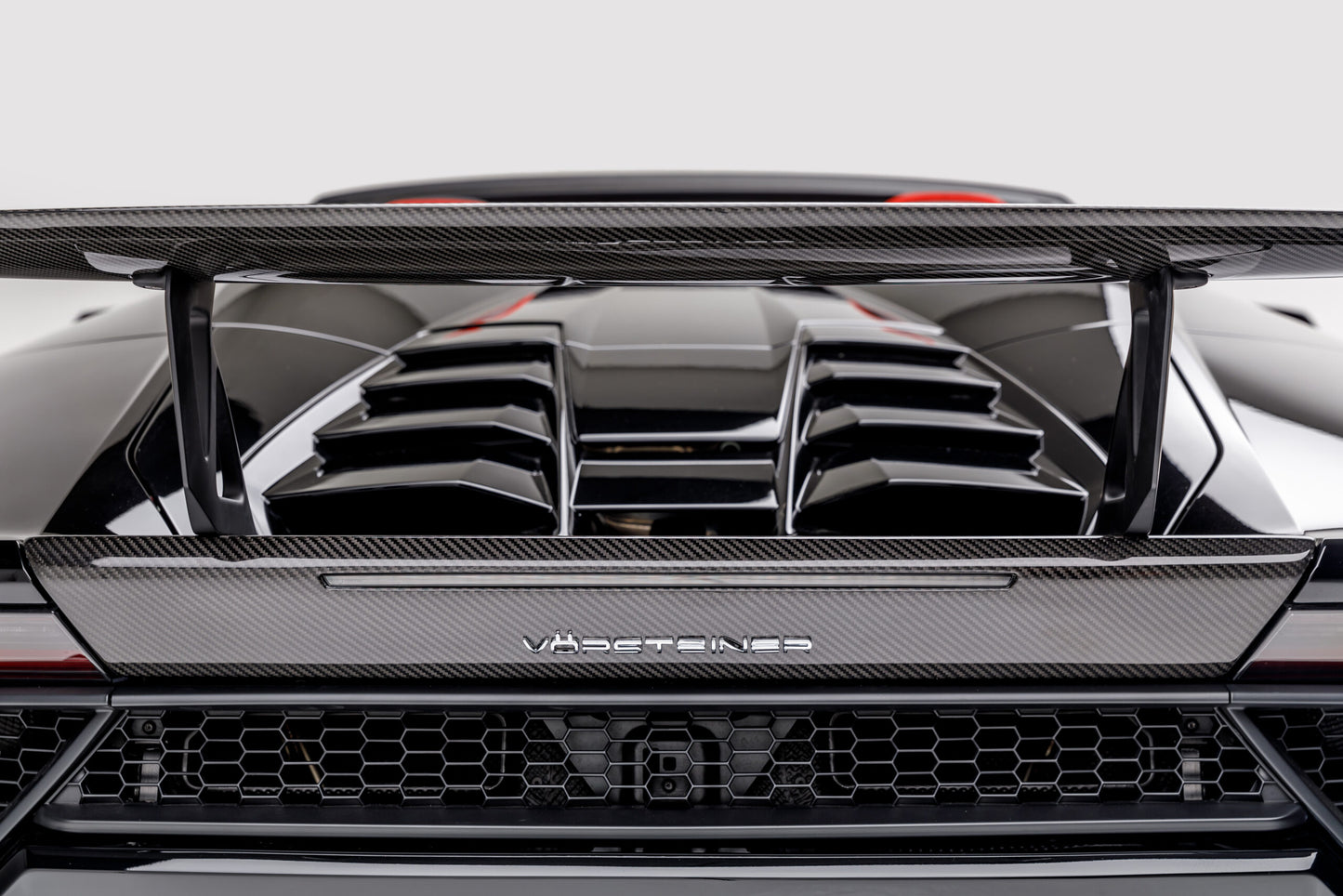 VORSTEINER MONDIALE EDIZIONE CARBON FIBER AERO WING BLADE W/ ALUMINUM UPRIGHTS – LAMBORGHINI HURACAN