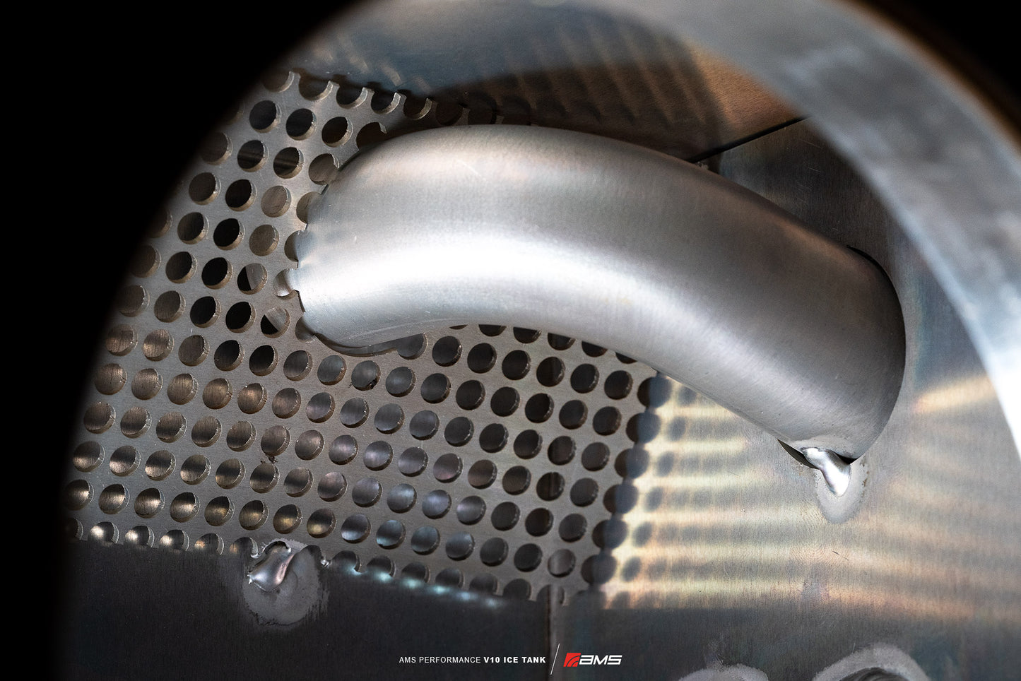 AMS PERFORMANCE R8/HURACAN ICE TANK