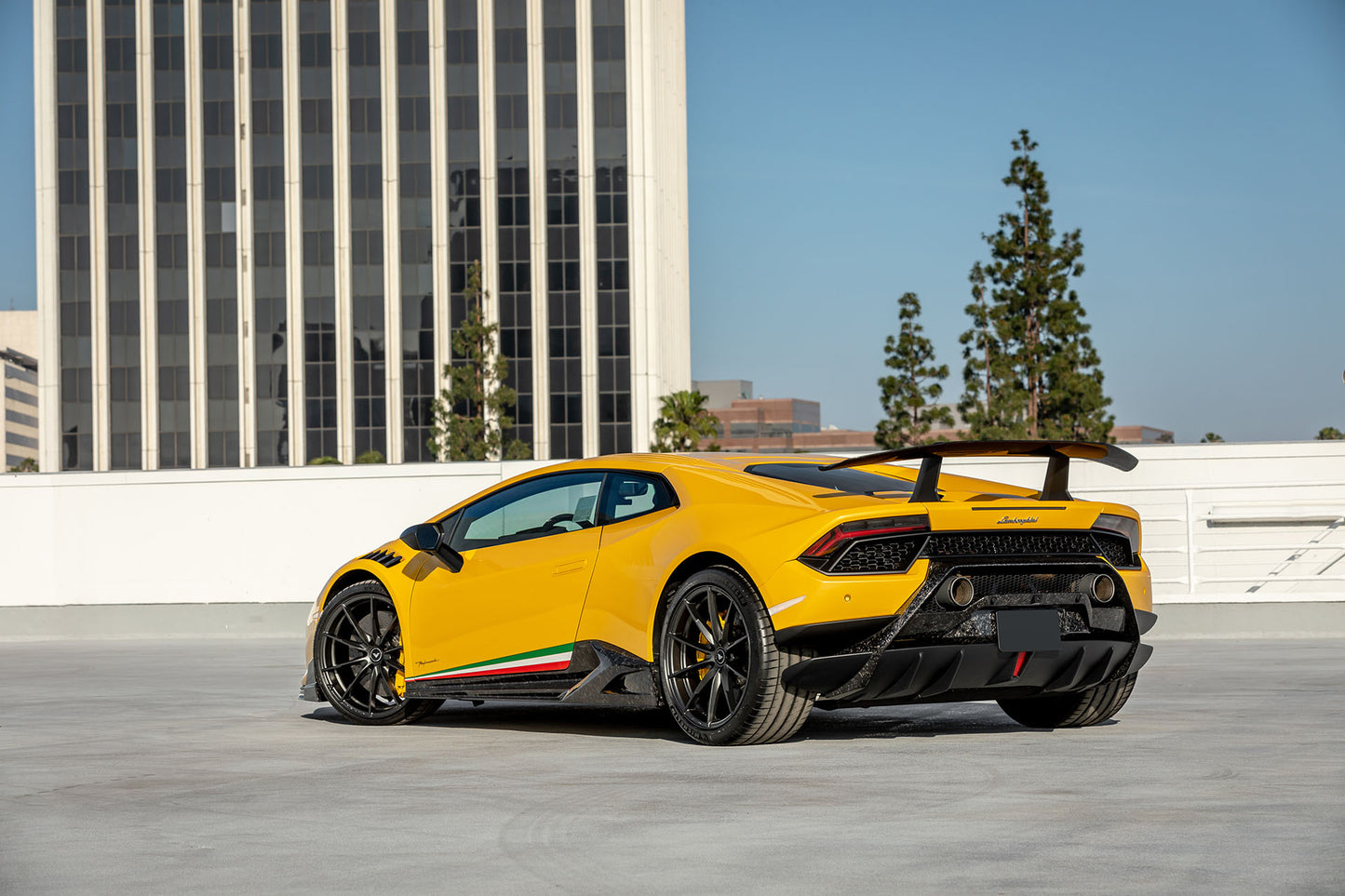 VORSTEINER VINCENZO EDIZIONE CARBON MATRIX AERO SIDE BLADES – LAMBORGHINI HURACAN PERFORMANTE
